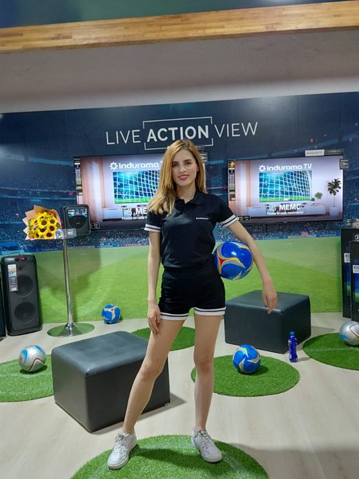 Impulsadora en una activación de marca deportiva